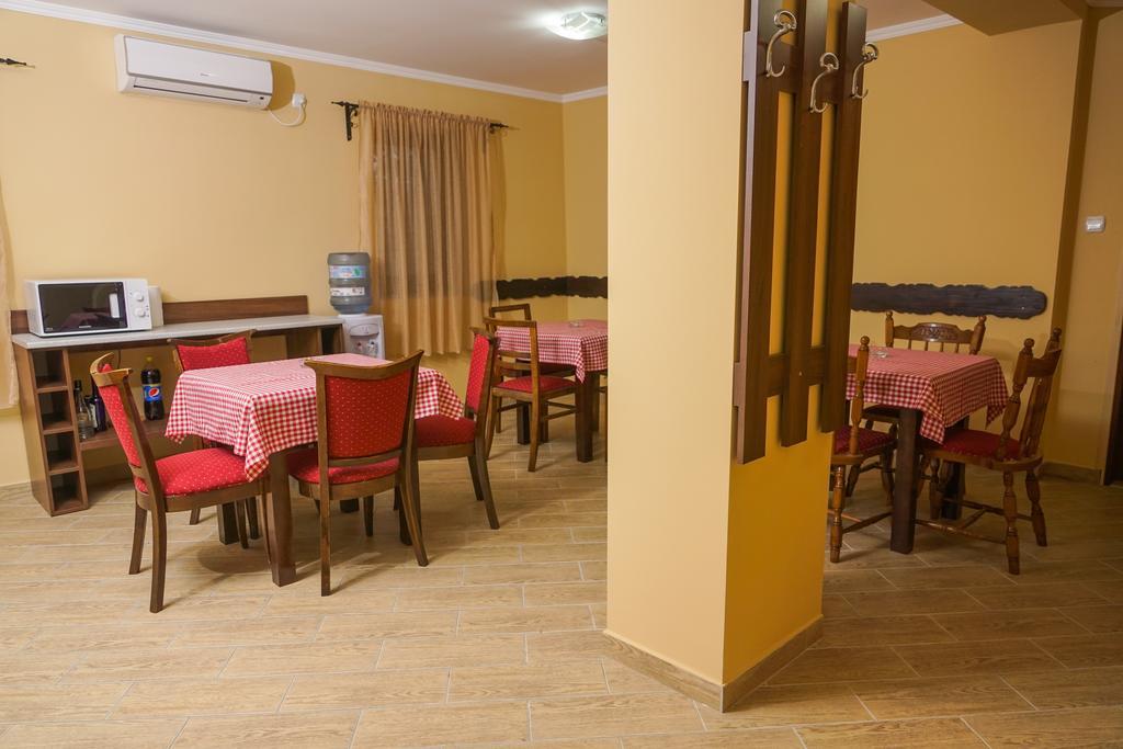 Amfora Hotel Palic Bagian luar foto