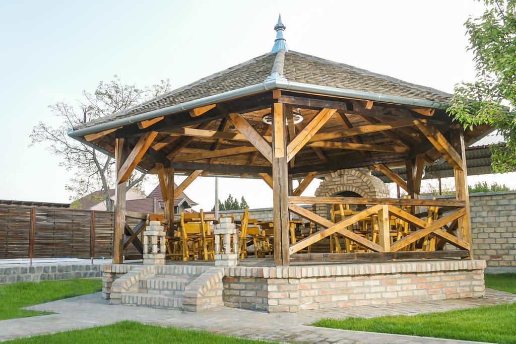 Amfora Hotel Palic Bagian luar foto